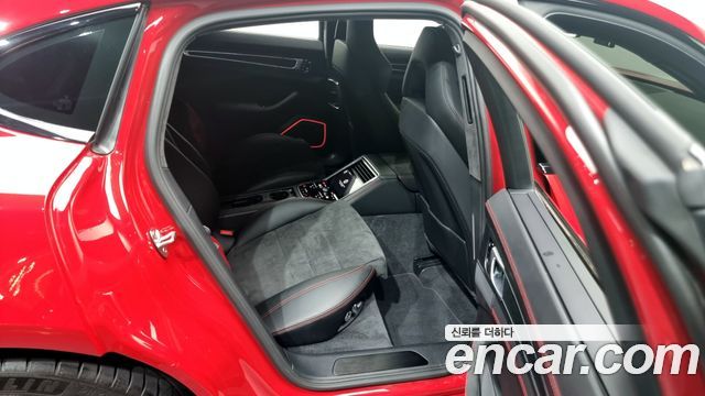 Porsche Panamera 2020 — photo 12