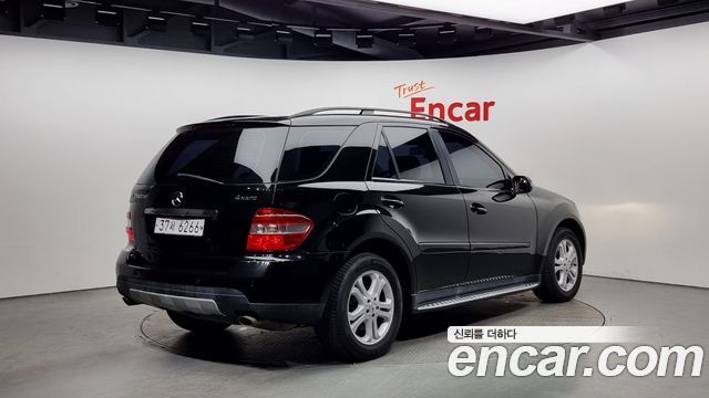 Mercedes-Benz M-class 2007 — photo 2