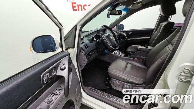 KG Mobility KORANDO 2014 — photo 10