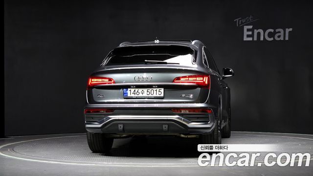 Audi Q5 2023 — photo 4