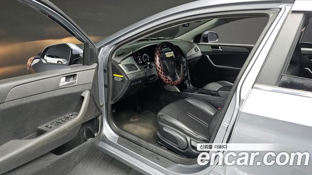 Hyundai Sonata 2015 — photo 11