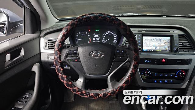 Hyundai Sonata 2015 — photo 13