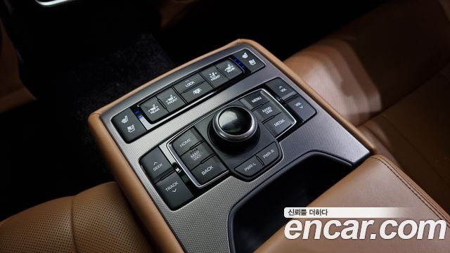 Hyundai Genesis 2016 — photo 19