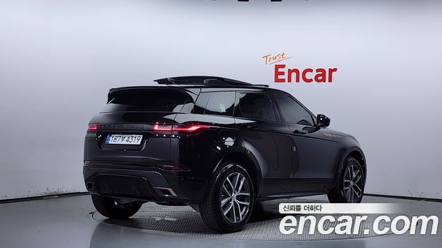 Land Rover Range Rover Evoque 2024 — photo 2