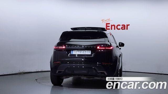 Land Rover Range Rover Evoque 2024 — photo 4