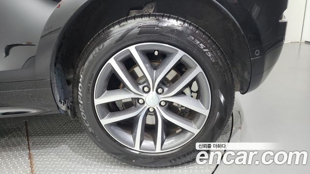 Land Rover Range Rover Evoque 2024 — photo 5