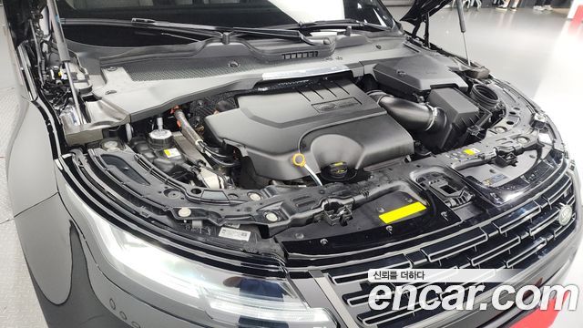 Land Rover Range Rover Evoque 2024 — photo 6