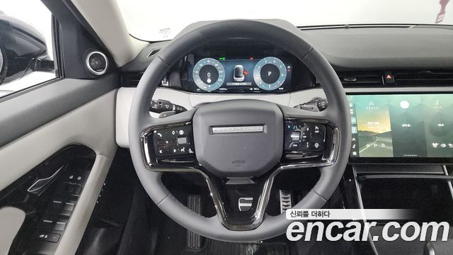 Land Rover Range Rover Evoque 2024 — photo 13