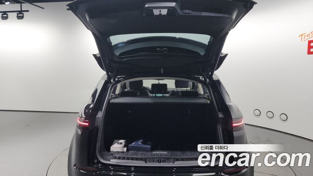 Land Rover Range Rover Evoque 2024 — photo 20