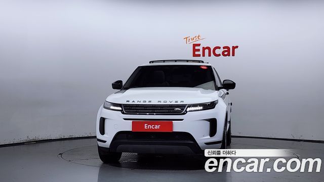 Land Rover Range Rover Evoque 2024 — photo 3