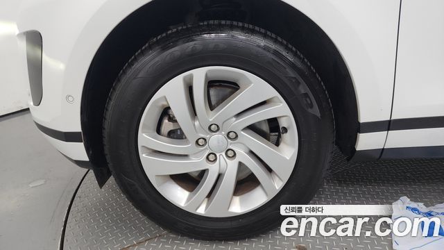 Land Rover Range Rover Evoque 2024 — photo 5