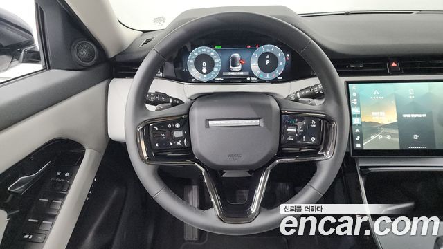 Land Rover Range Rover Evoque 2024 — photo 13