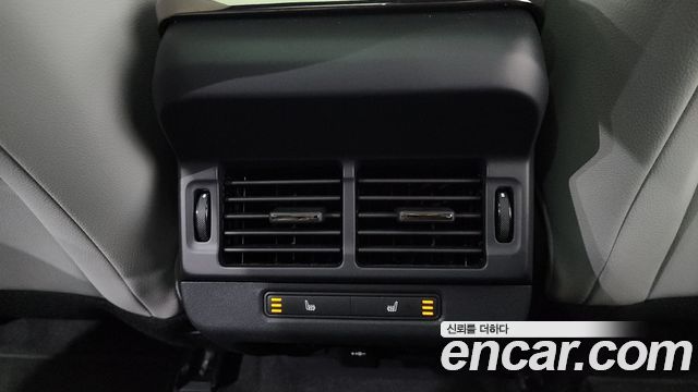 Land Rover Range Rover Evoque 2024 — photo 19