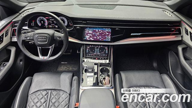 Audi Q8 2023 — photo 7