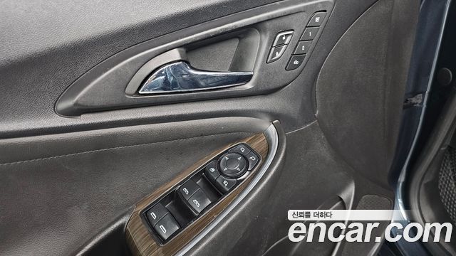 Chevrolet Korea Malibu 2019 — photo 17