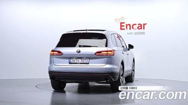 Volkswagen Touareg 2020 — photo 4