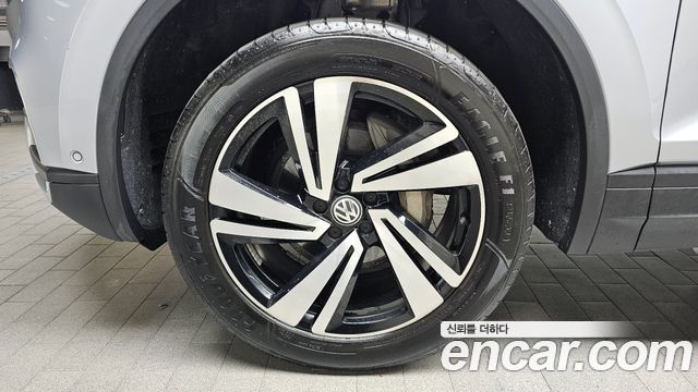 Volkswagen Touareg 2020 — photo 5