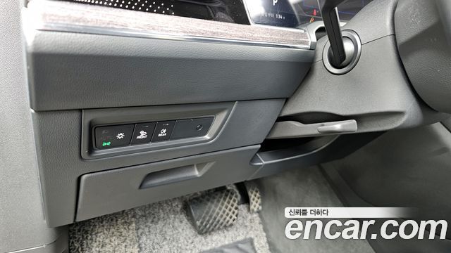 Volkswagen Touareg 2020 — photo 14