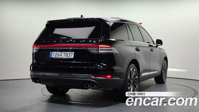 Lincoln Aviator 2020 — photo 2
