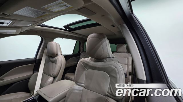 Lincoln Aviator 2020 — photo 12