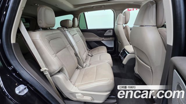 Lincoln Aviator 2020 — photo 19