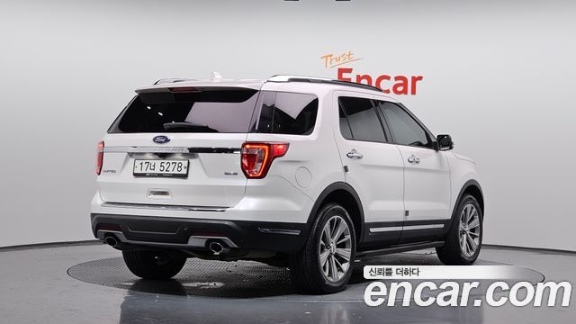 Ford Explorer 2018 — photo 2