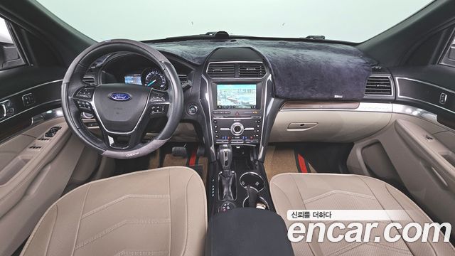 Ford Explorer 2018 — photo 7