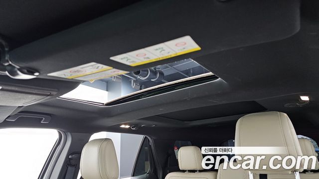 Ford Explorer 2018 — photo 18