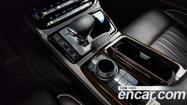 Genesis EQ900 2016 — photo 9