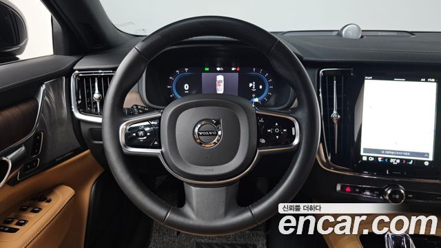 Volvo S90 2023 — photo 13