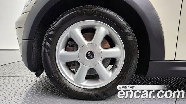 Mini Cooper 2010 — photo 5