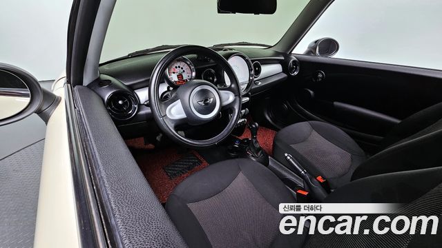 Mini Cooper 2010 — photo 7