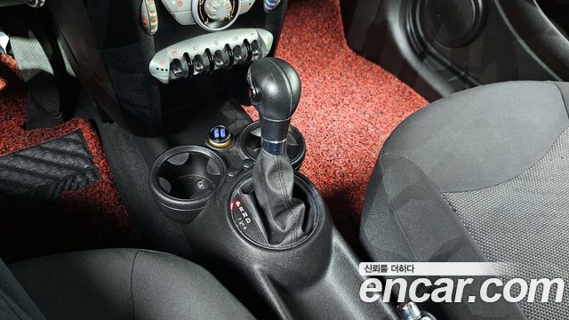Mini Cooper 2010 — photo 9