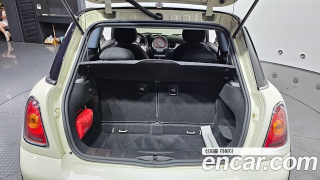 Mini Cooper 2010 — photo 13