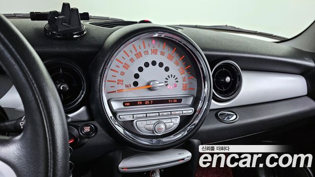 Mini Cooper 2010 — photo 15