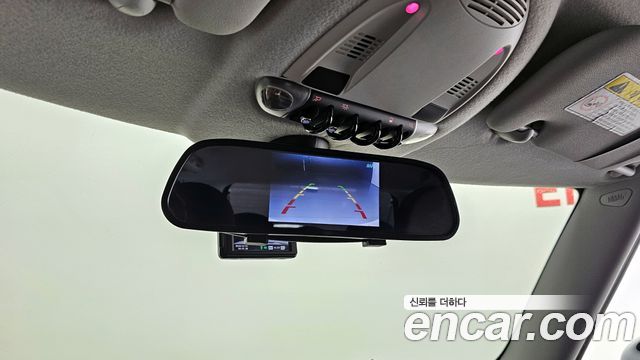 Mini Cooper 2010 — photo 17
