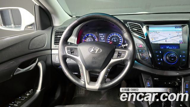 Hyundai i40 2014 — photo 13