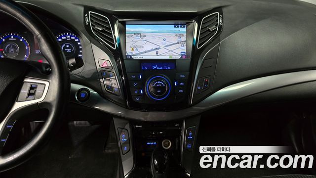 Hyundai i40 2014 — photo 16