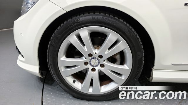 Mercedes-Benz C-Class 2009 — photo 5