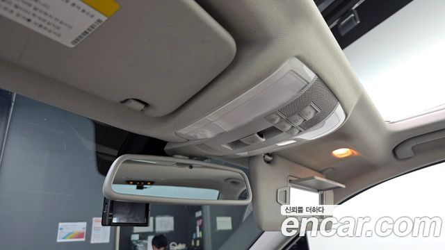 Mercedes-Benz C-Class 2009 — photo 18