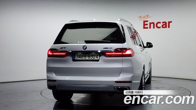 BMW X7 2021 — photo 4
