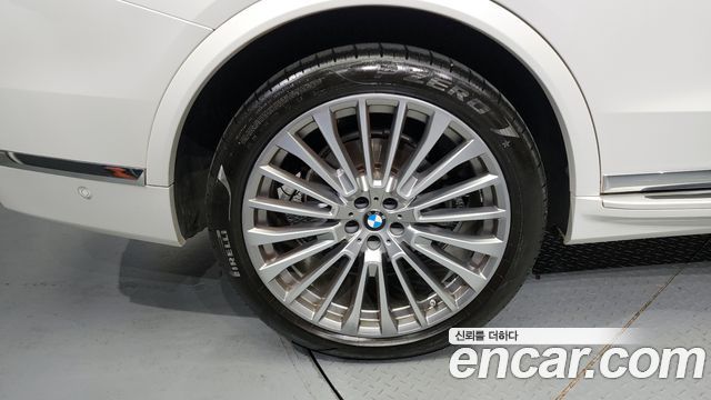 BMW X7 2021 — photo 5