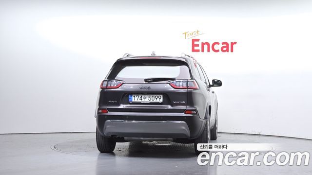 Jeep Cherokee 2021 — photo 4