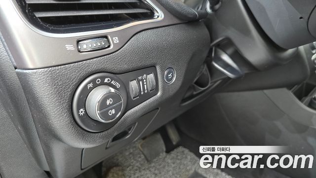 Jeep Cherokee 2021 — photo 15