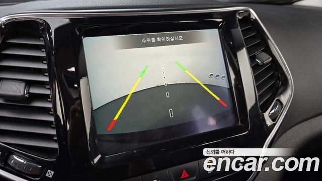 Jeep Cherokee 2021 — photo 17