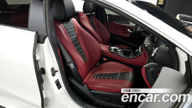 Mercedes-Benz CLS-Class 2019 — photo 12