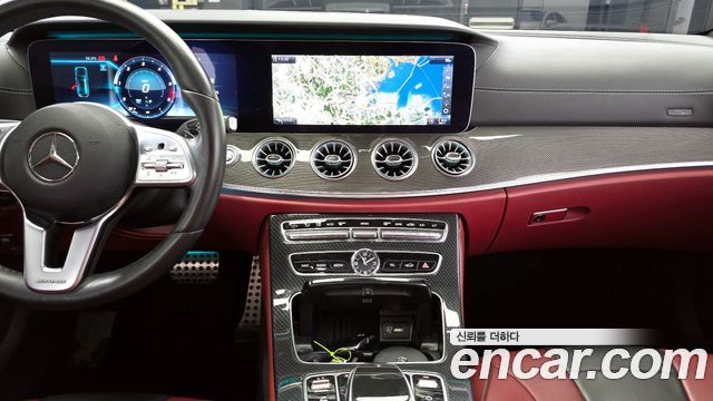 Mercedes-Benz CLS-Class 2019 — photo 19