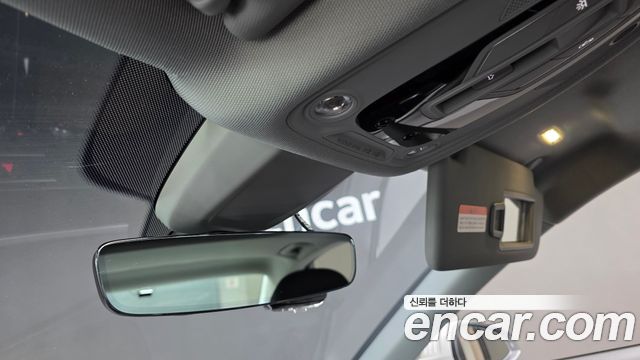 Audi A4 2016 — photo 16