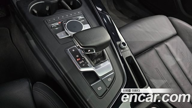 Audi A5 2019 — photo 9