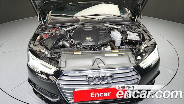 Audi A4 2019 — photo 6